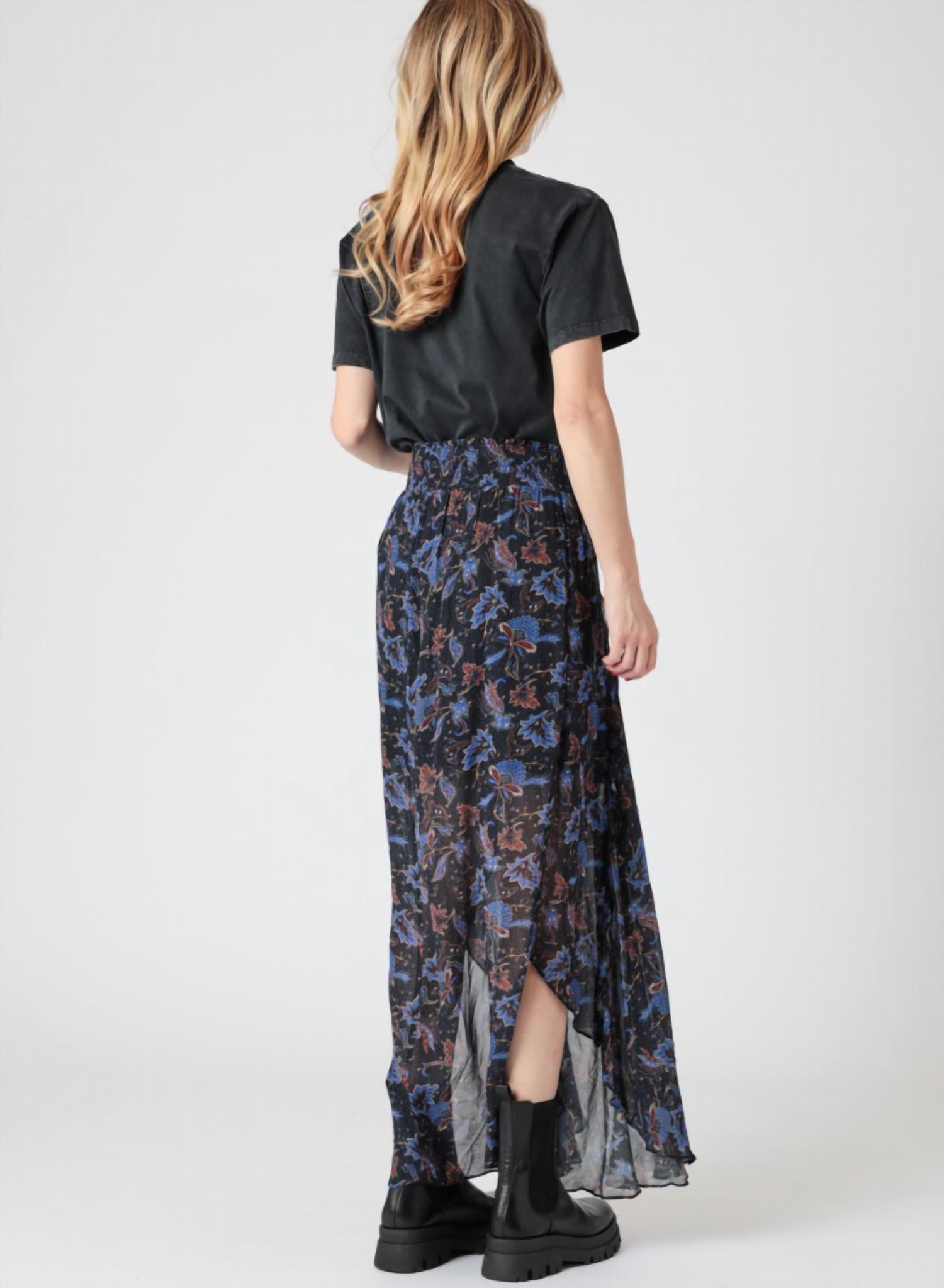 Smocked Cut Long Skirt