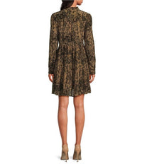 Elan - Long Sleeve Baby Doll Dress With Tie