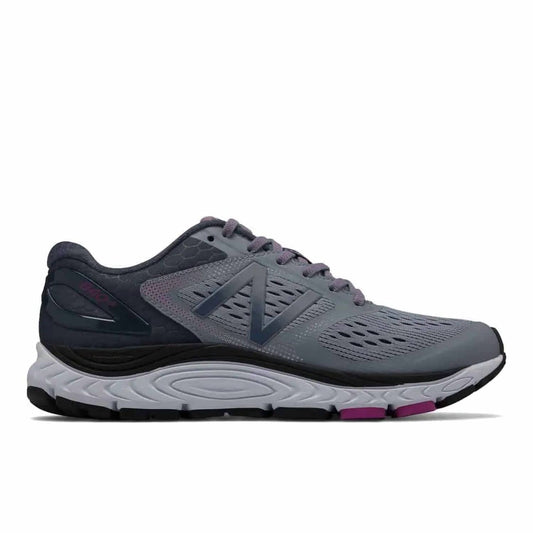 New Balance - WOMEN'S 840V4 RUNNING SHOES - 2A WIDTH