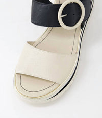 Django & Juliette - Women's Harlows Platform Sandal