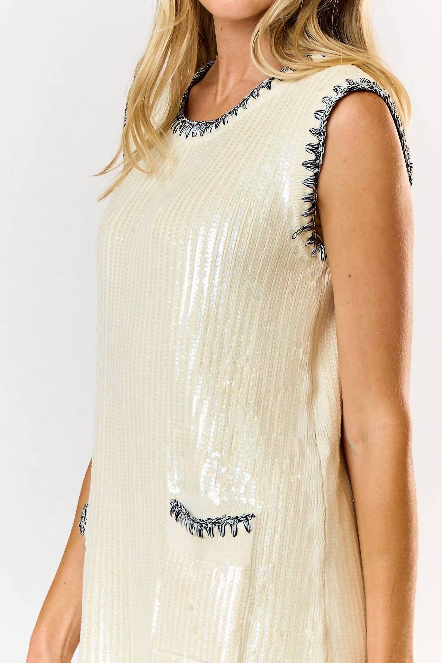 Lalavon - Sequin Contrast Stitch Front Pocket Mini Dress