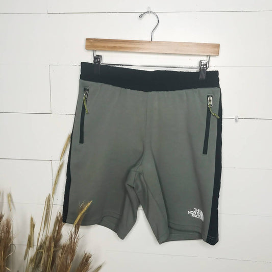 The North Face - Men's Tech Shorts