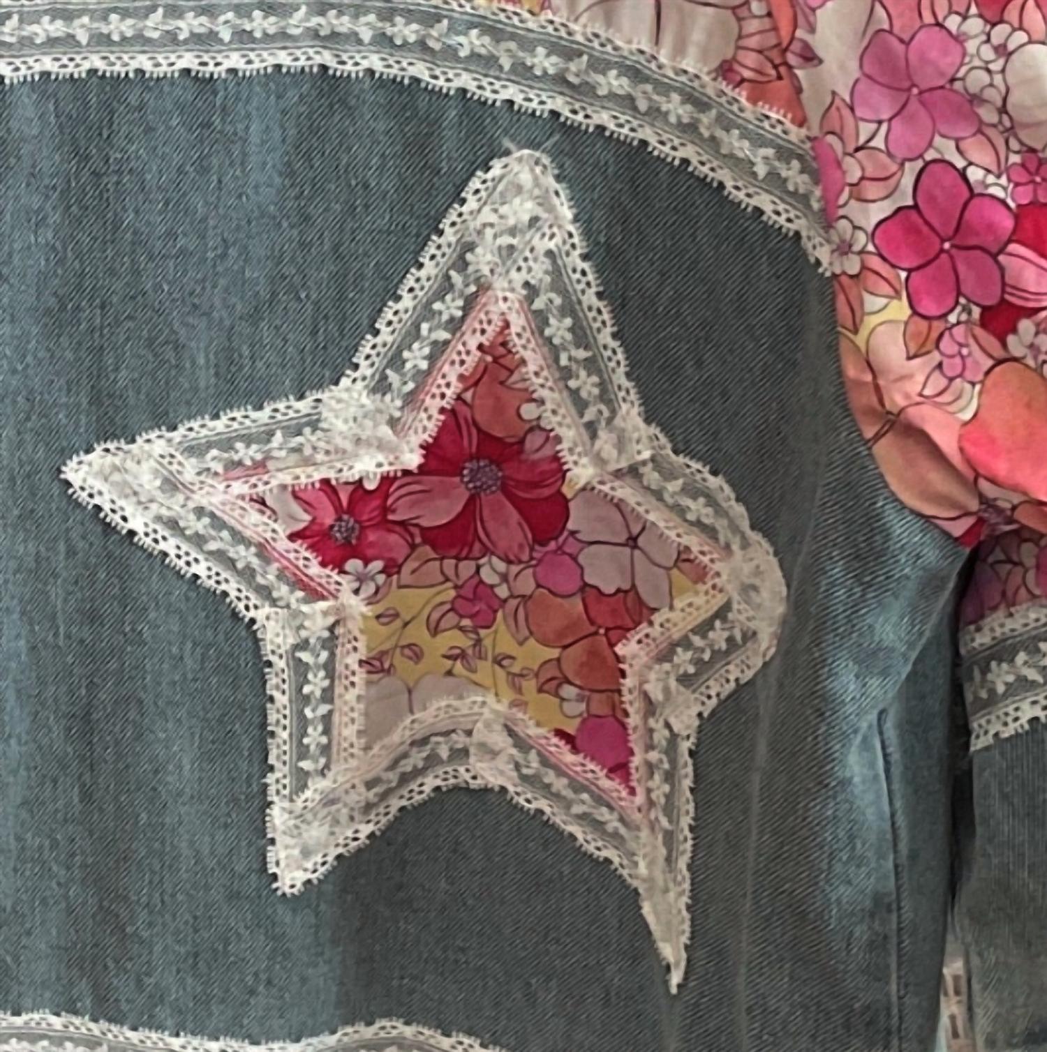 Bibi - Women's Denim Floral Button Up Crop Top