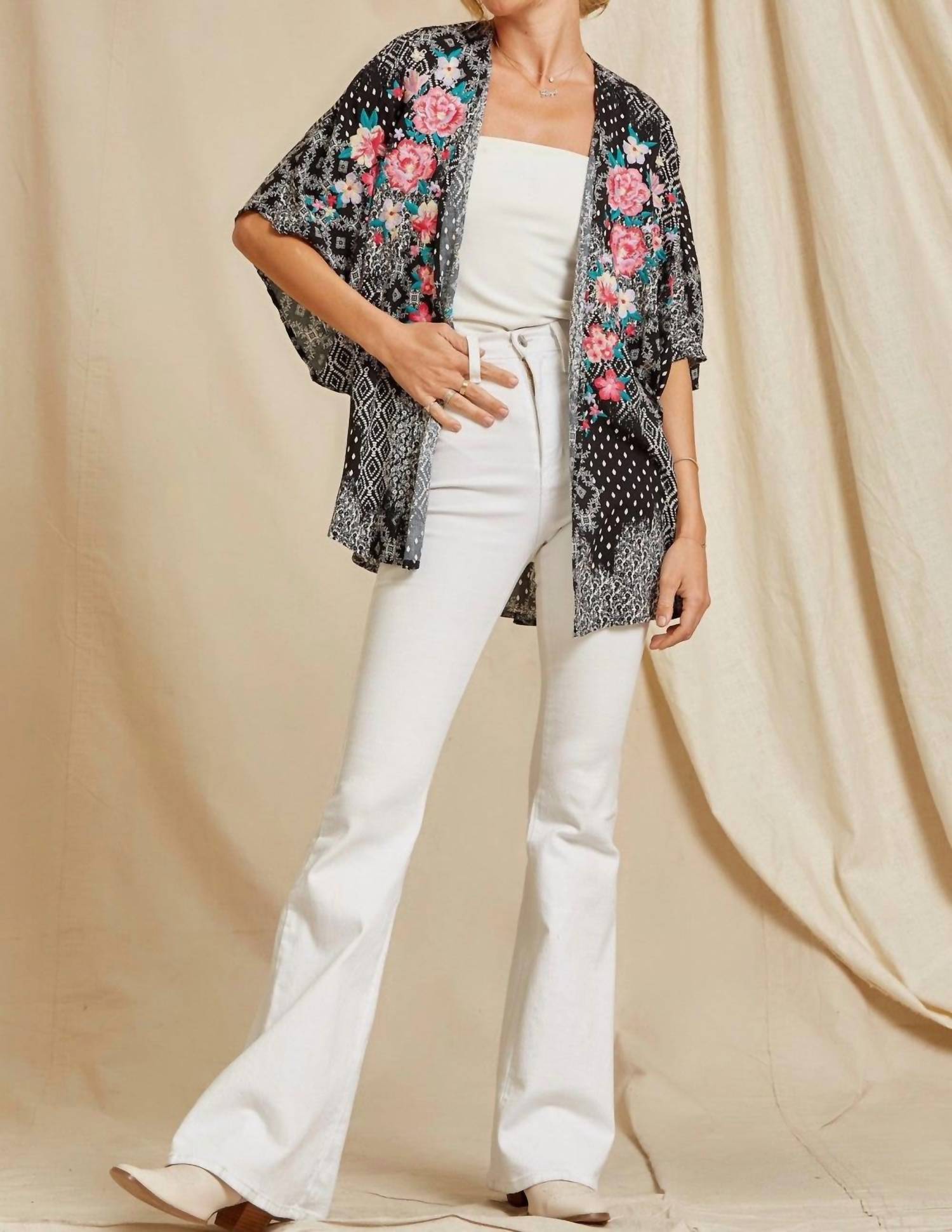 Andree By Unit - Floral Embroidered Kimono Jacket