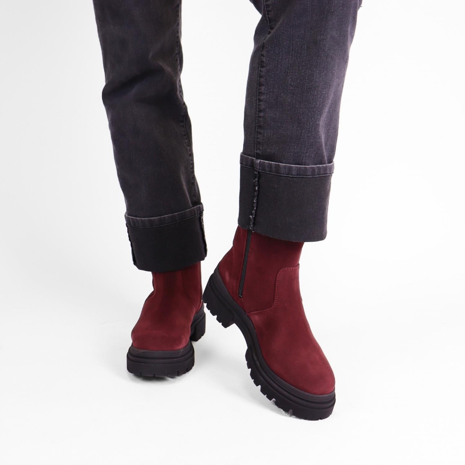 Bos. & Co. Women's Rocky Boots in mulberry black - women's shoe - view 9