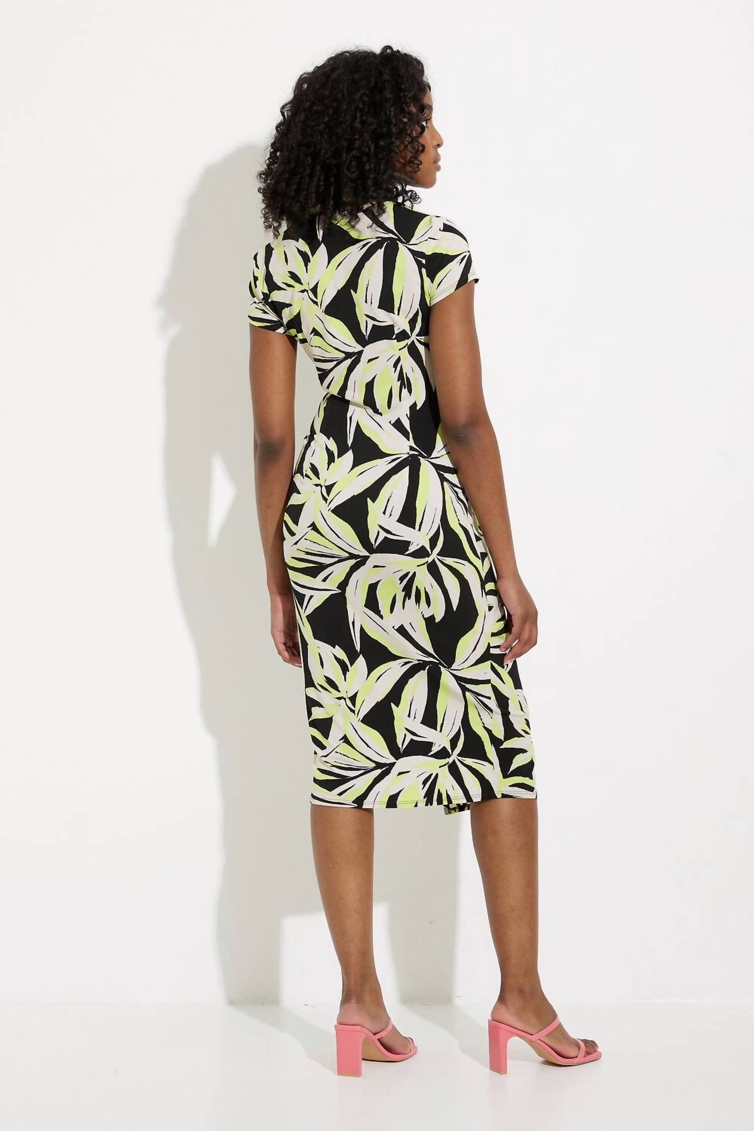 Joseph Ribkoff - V-neck Ruched Bodycon Dress