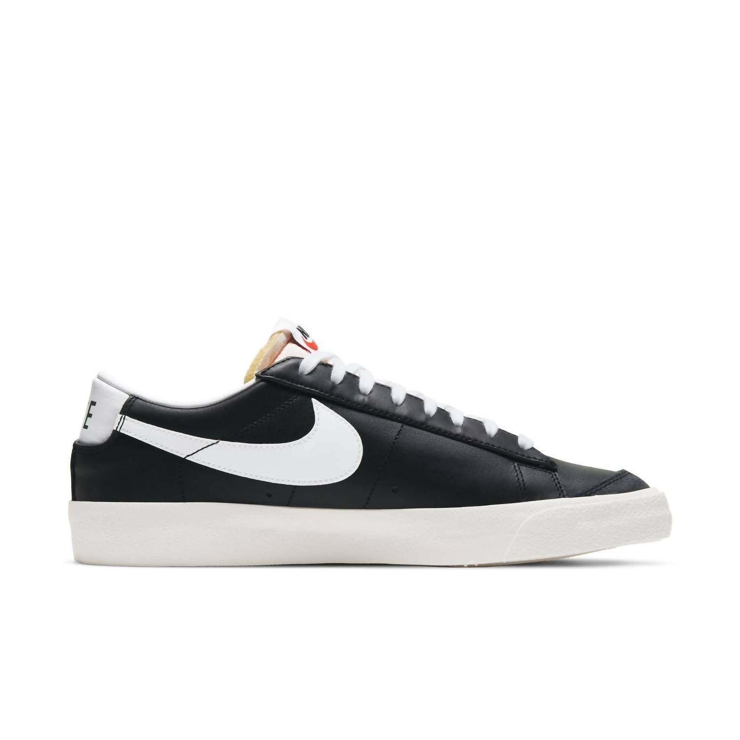 Nike - Men's Blazer Low '77 Vintage Sneaker