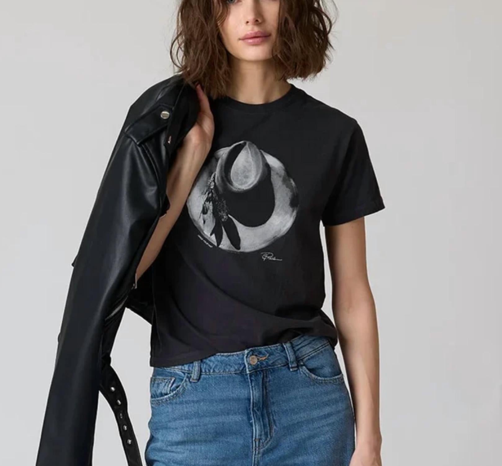 Cpress Studio - Hang Your Hat Mushie Tee