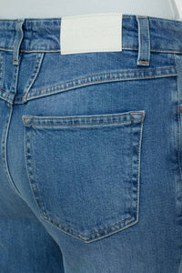 CLOSED Milo Distressed Jeans in mid blue - women's jeans - view 4