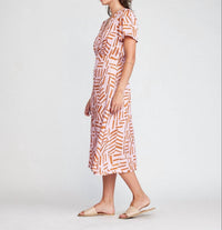 Self Contrast - Ilse V-neck Midi Dress