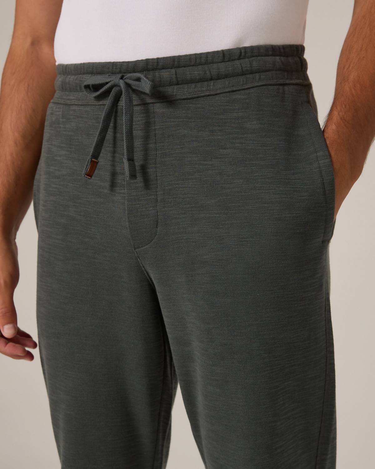 7Diamonds Shoreline Laid-back Jogger in basil - men's pants - alternate view