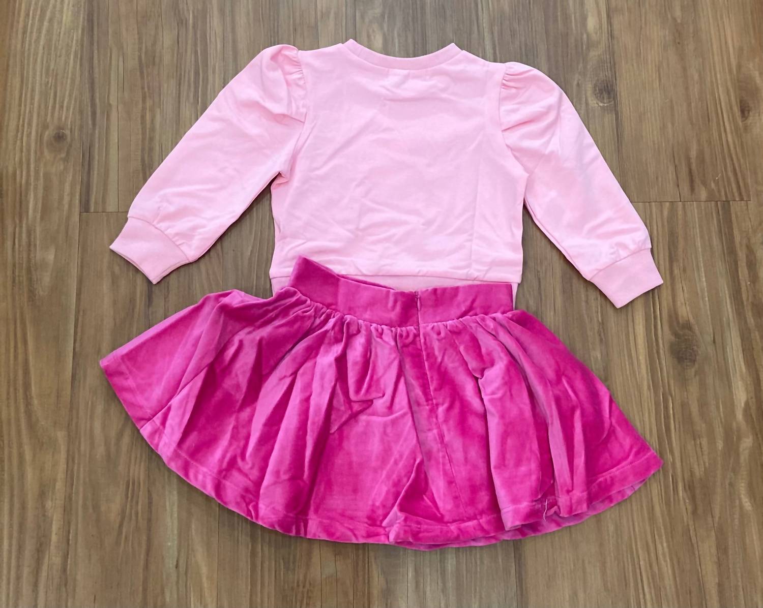 Lulu Bebe Girl's Lily Long Sleeve Shirt in pink heart - kids' long sleeve top - detail view