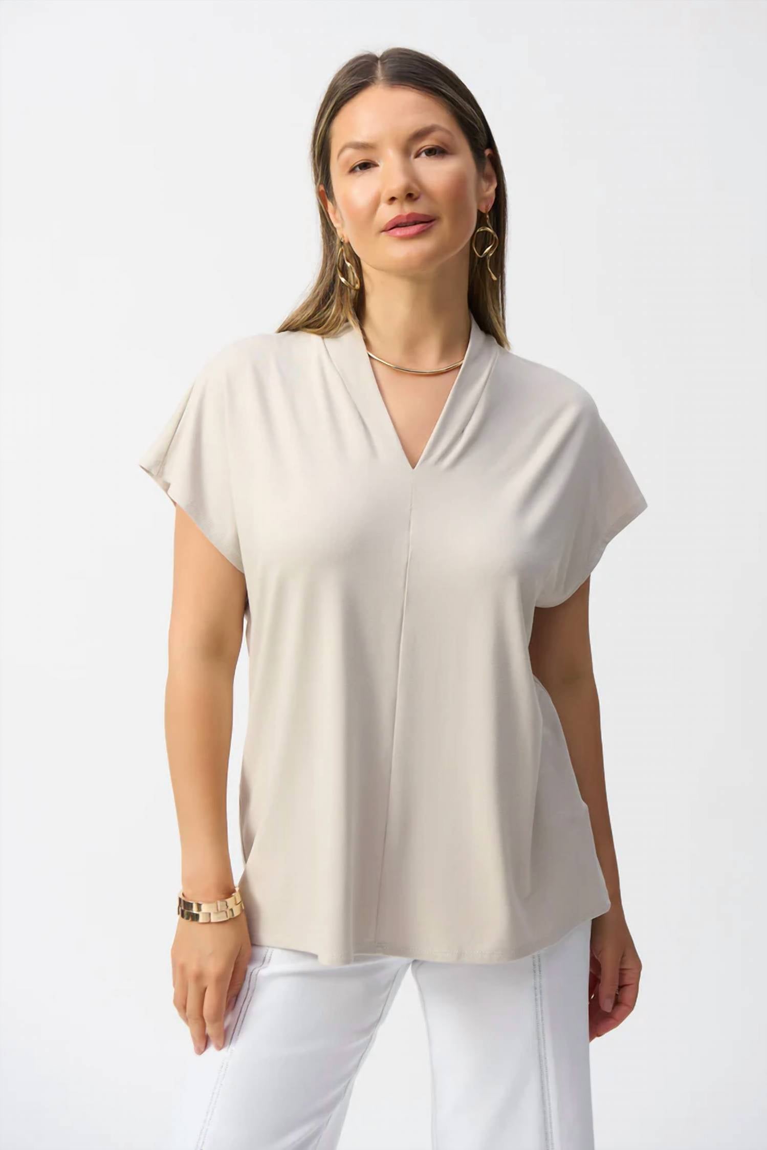 Joseph Ribkoff - SHORT SLEEVE V NECK STRAIGHT TOP