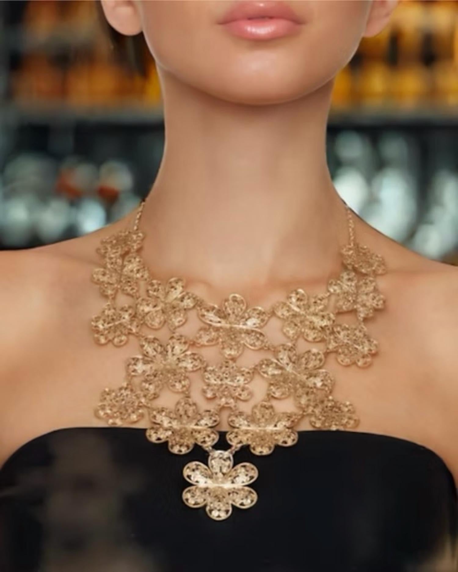 Avenue Chic - Statement Lace Necklace