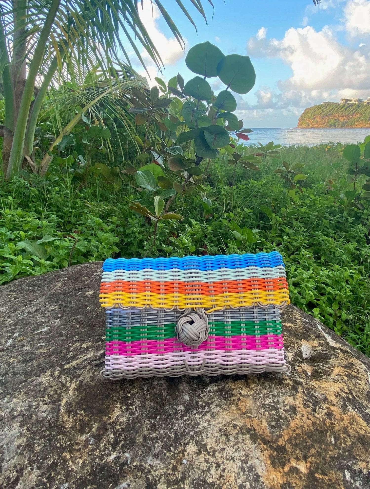 The Lilley Line - Women's Distinct Knot Clutch