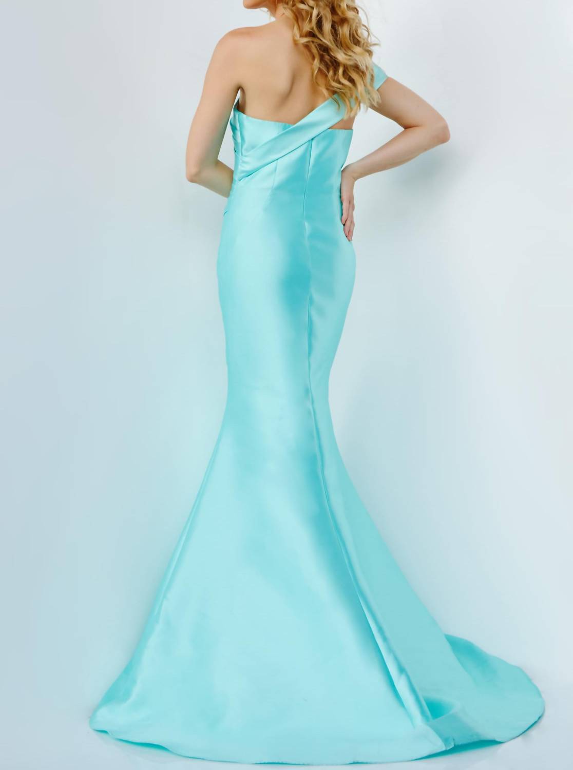 Jovani - Asymmetrical One-shoulder Strap Dress
