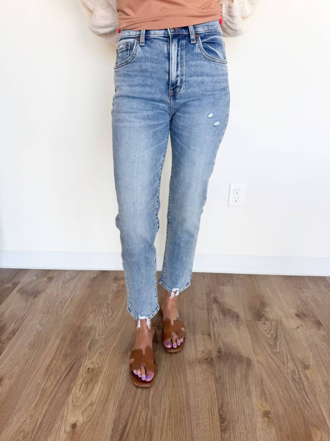 DAZE Addisyn High Rise Straight Jeans in blue - women's jeans
