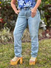 Judy Blue - Slim Chance Mid Rise Jean