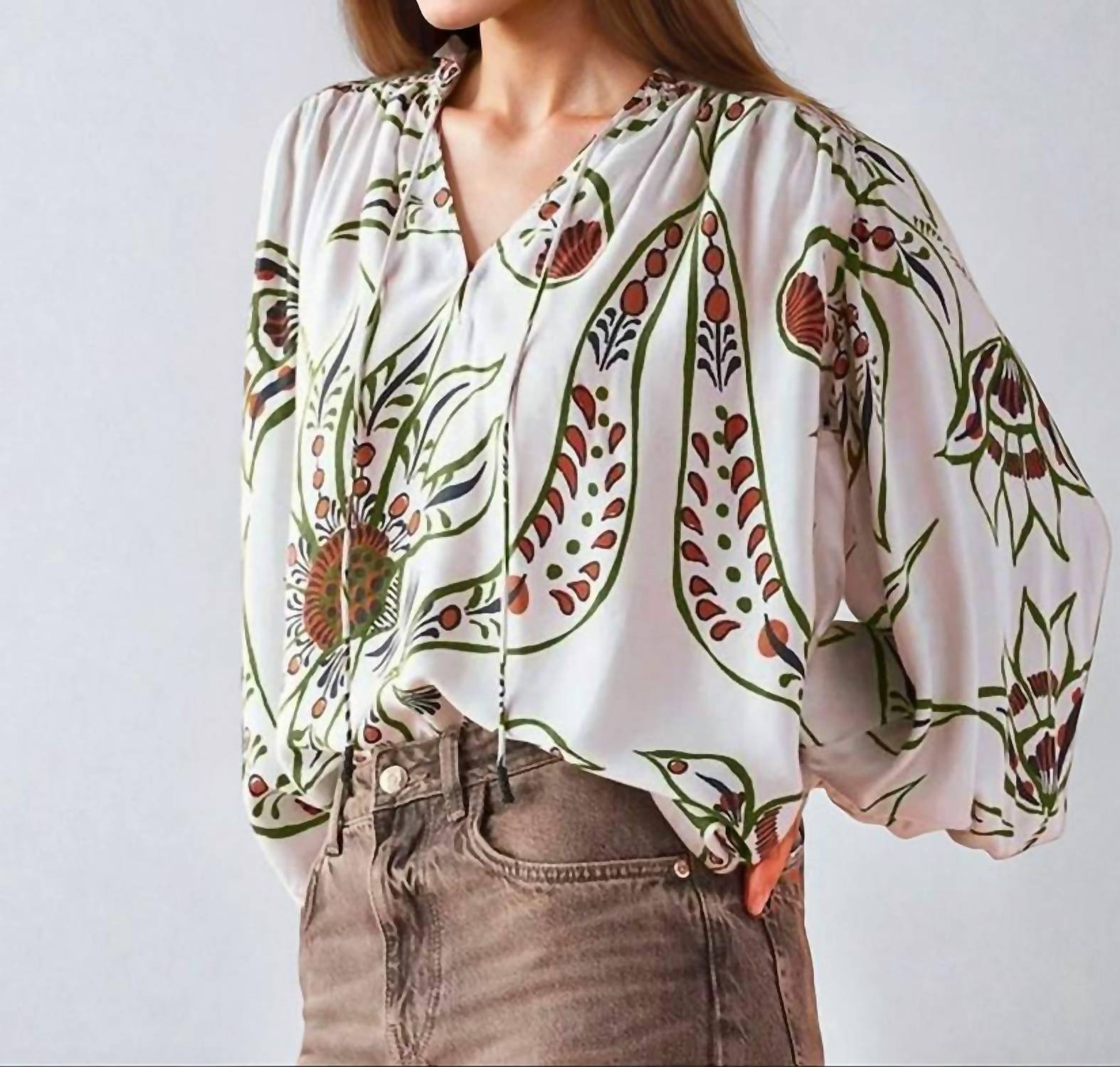 OMIKA Anouk Blouse in blue - women's blouse - detail view