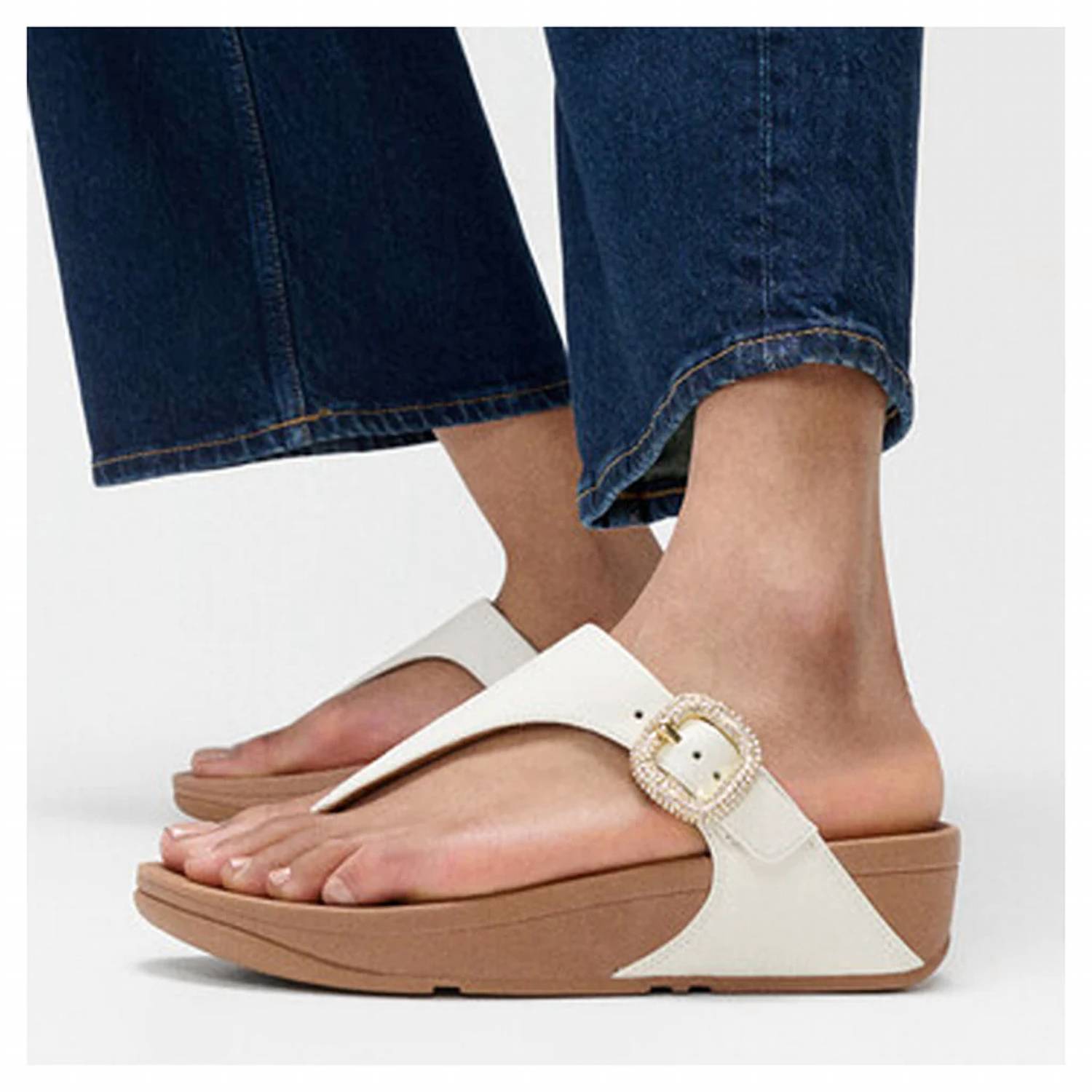 Fitflop - Women's Lulu Crystal Buckle Leather Toe Post Sandals