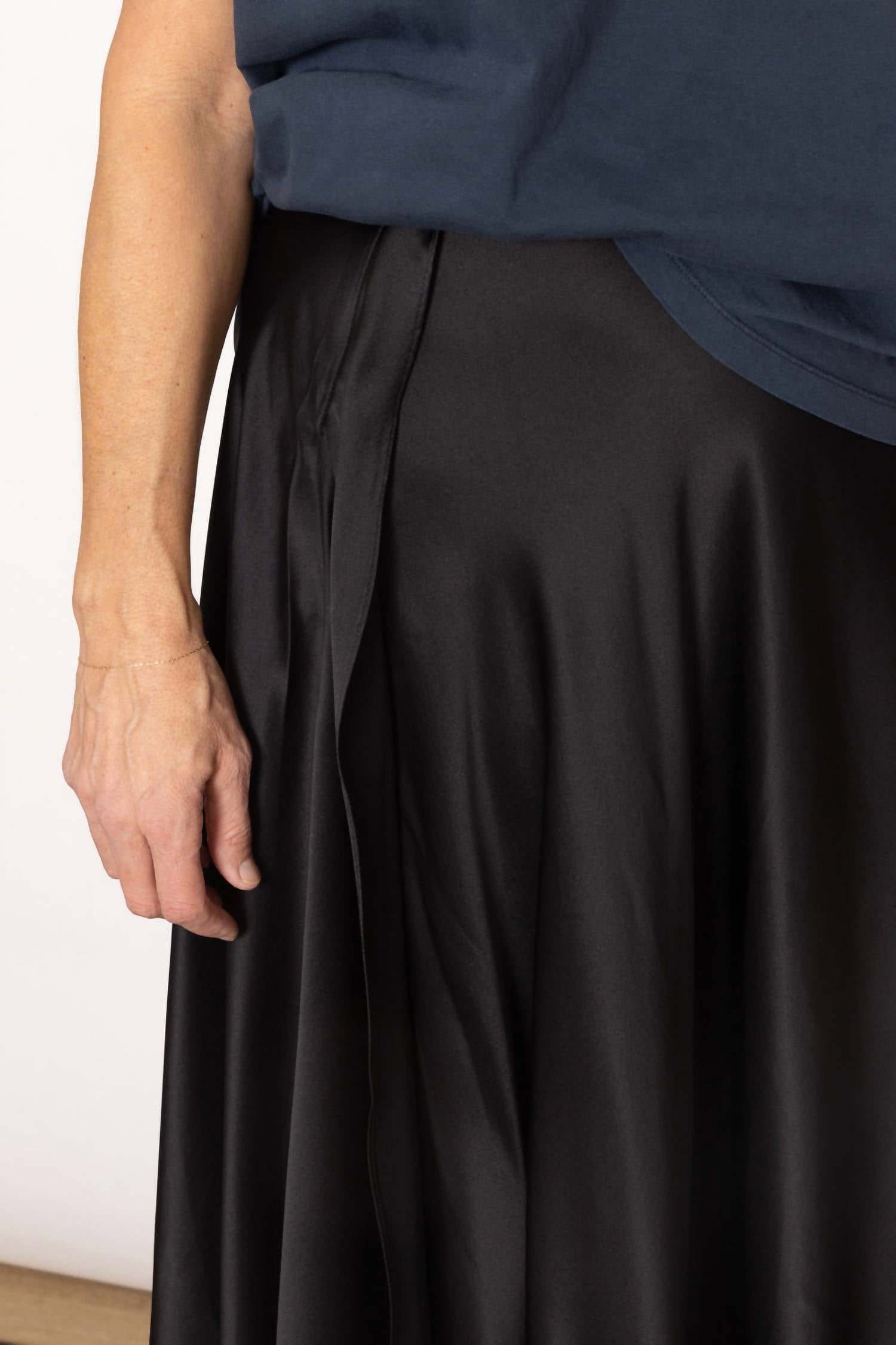 6397 - Handkerchief Skirt