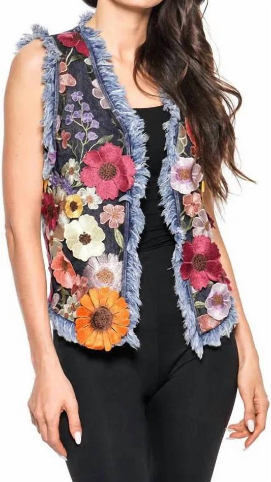 Adore - 3D floral vest