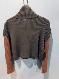 Hyfve - Women's Contrasting Sleeve Sweater