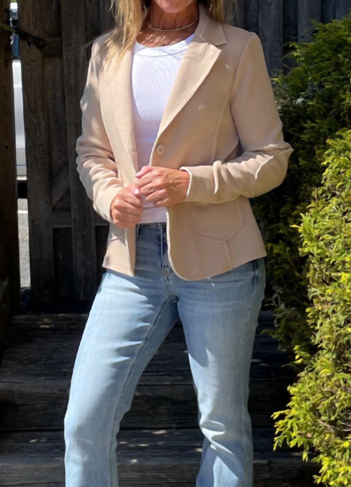 Femme Fatale - Lindz Knit Equestrian Blazer