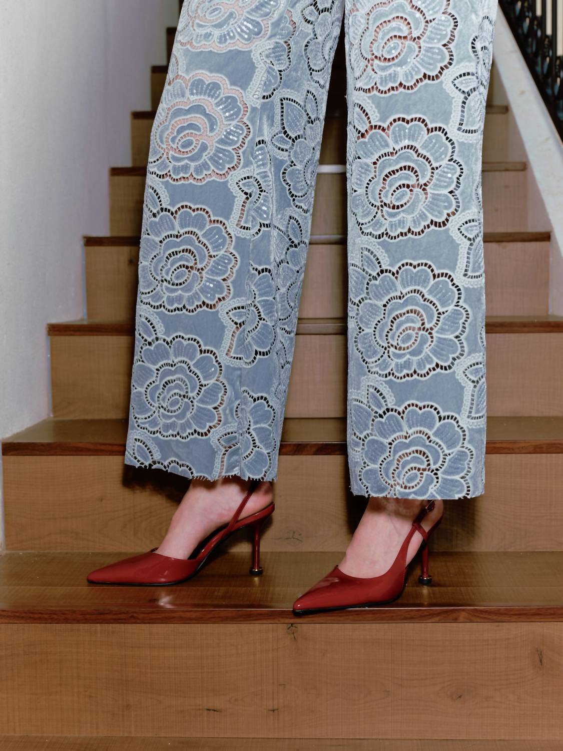 Bayeas Retro Wide Leg Jeans in light blue - women's jeans - detail view