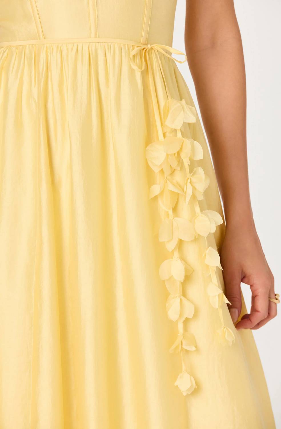 Astr - Halcyon Midi Dress