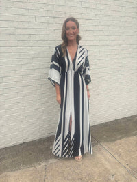 Kld. Signature - Maxi deep v dress