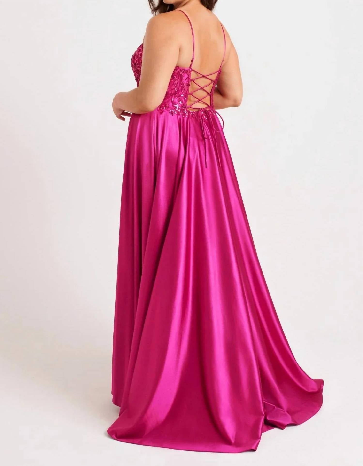 Faviana - A-line Scoopneck Gown - Plus