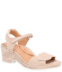 L'Amour Des Pieds - Women's Marora Sandal
