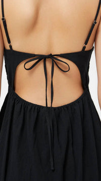 Compania Fantastica - Long Open Back Dress