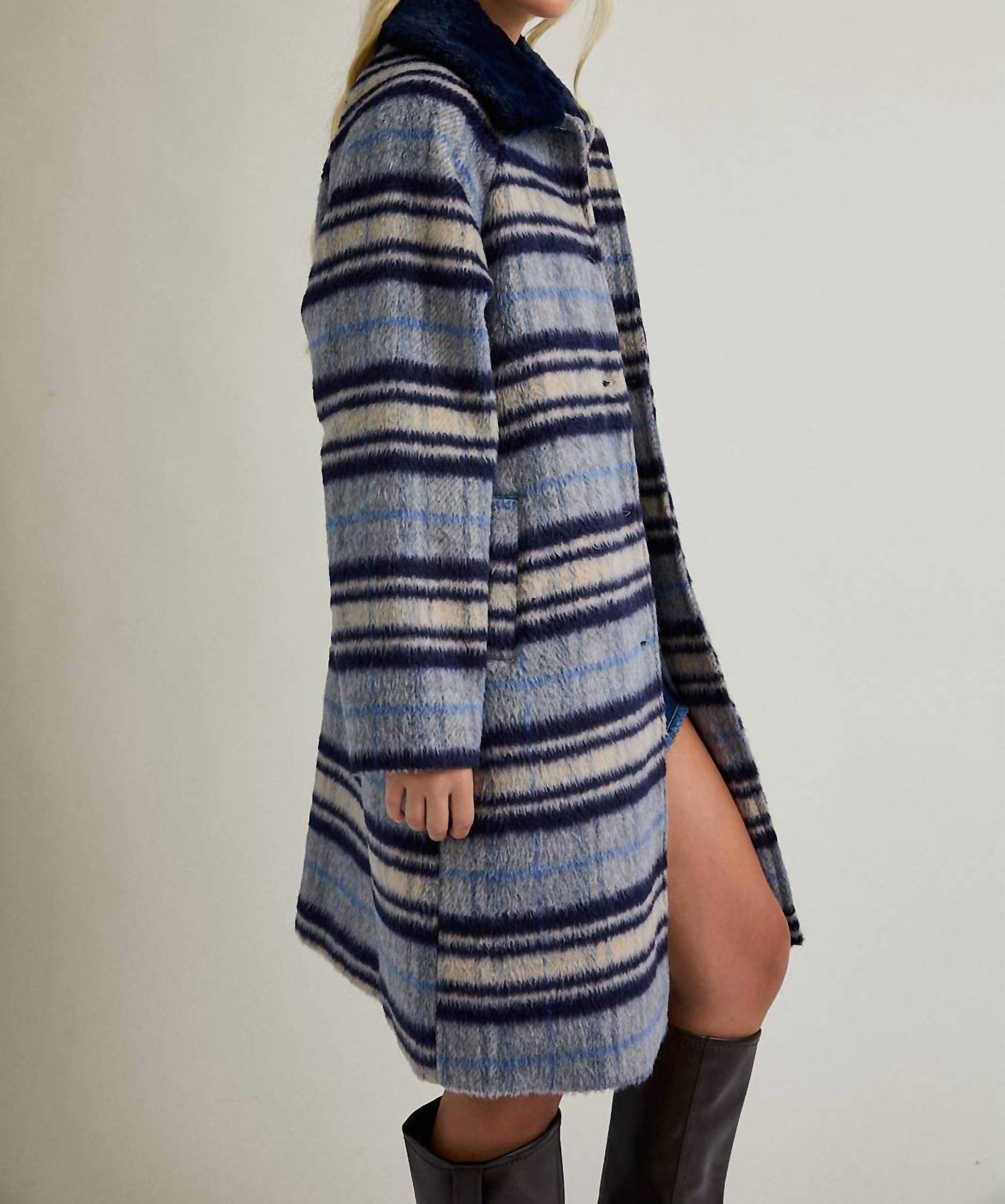 Le Lis - A-line Plaid Coat