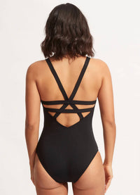 V One Piece