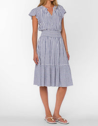Velvet Heart - Shiri V-neck Midi Dress