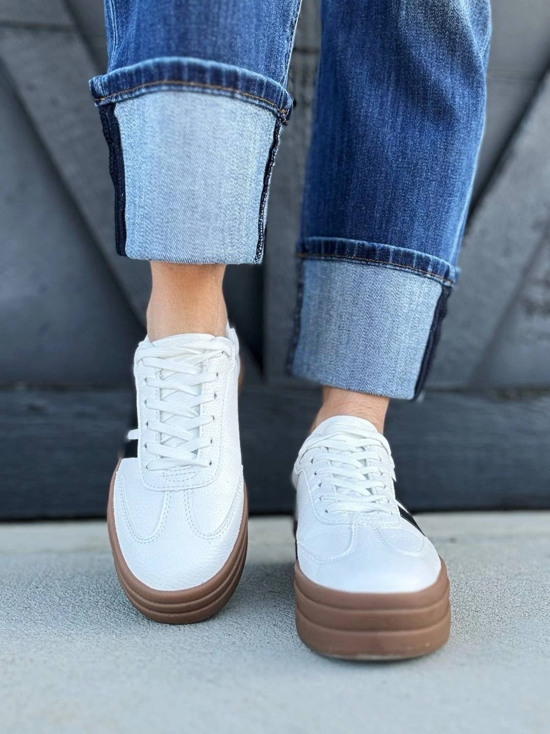 Let'S See Style - Women's Chunky Platform Low Top Sneakers