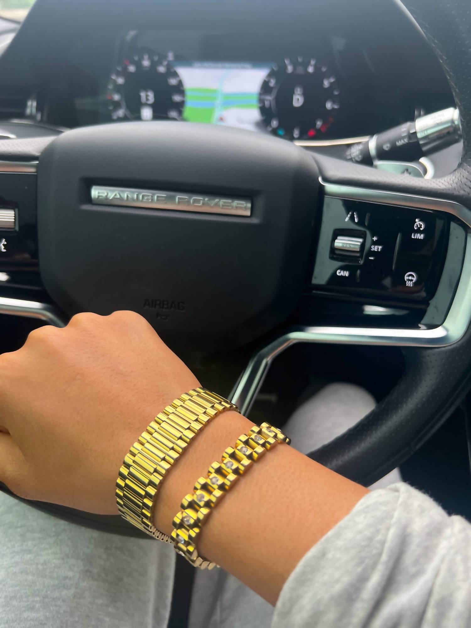 Chansuttpearls - Women's Diamond Rolly Bracelet