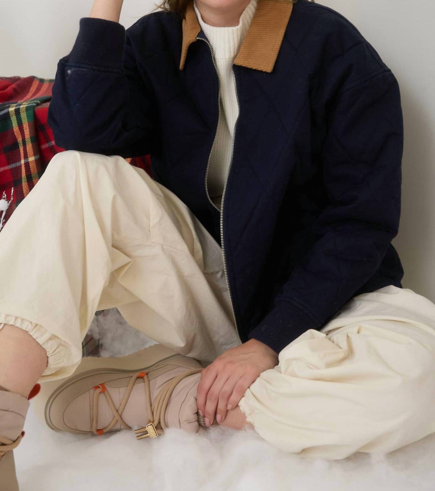 Blu Pepper - Corduroy Collar Barn Jacket
