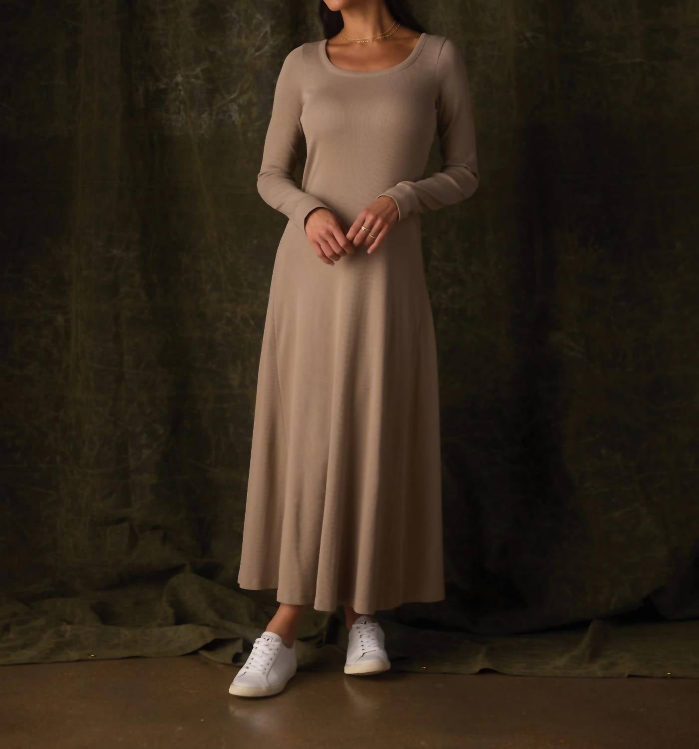 The Normal Brand - Normal Rib Long Sleeve Midi Dress