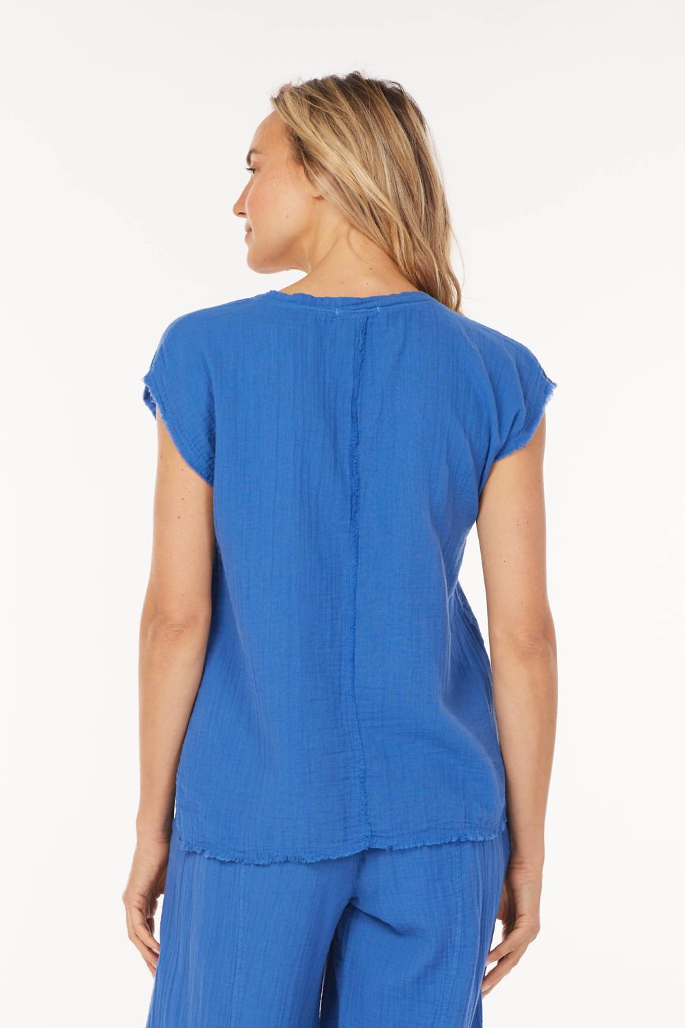 Mododoc - Short Dolman Sleeve V-neck Top