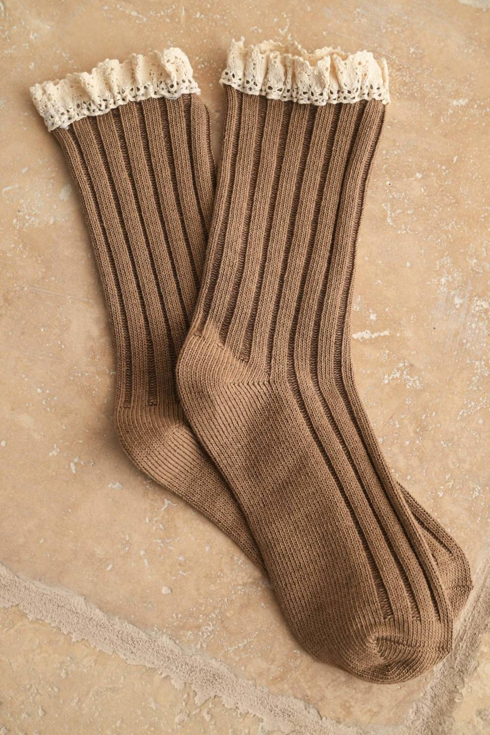 MIOU MUSE Women's Salt & Thread Crochet Trim Socks in mocha - women's accessory
