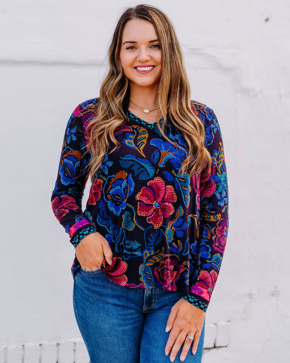 Johnny Was - Janie Favorite Long Sleeve V‑neck Swing Tee