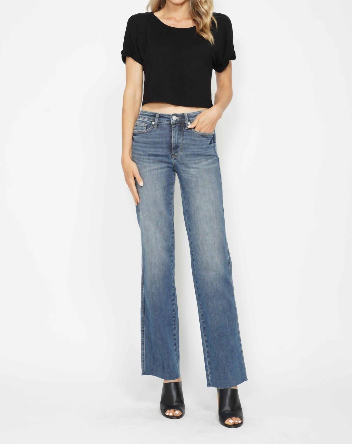 Judy Blue - Mid Rise Tummy Control Vintage Straight Leg Jeans