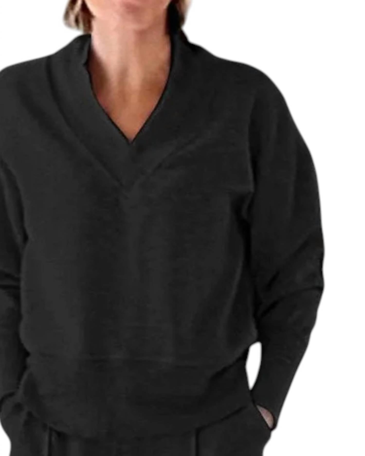 Rosa Clothing - Casual V-neck Long Sleeve Top