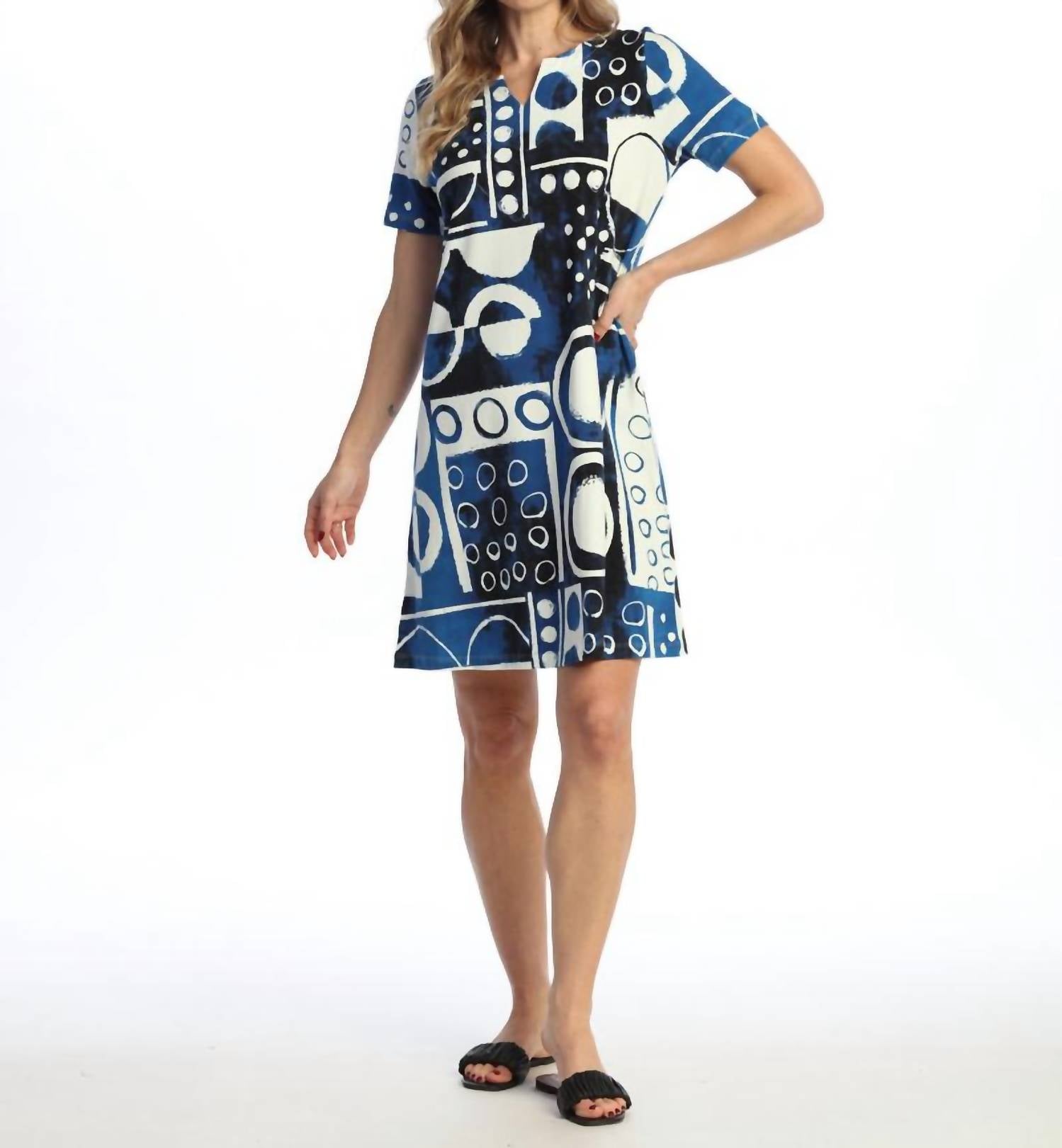Jess & Jane - Dottie Notch Neck Shift Dress