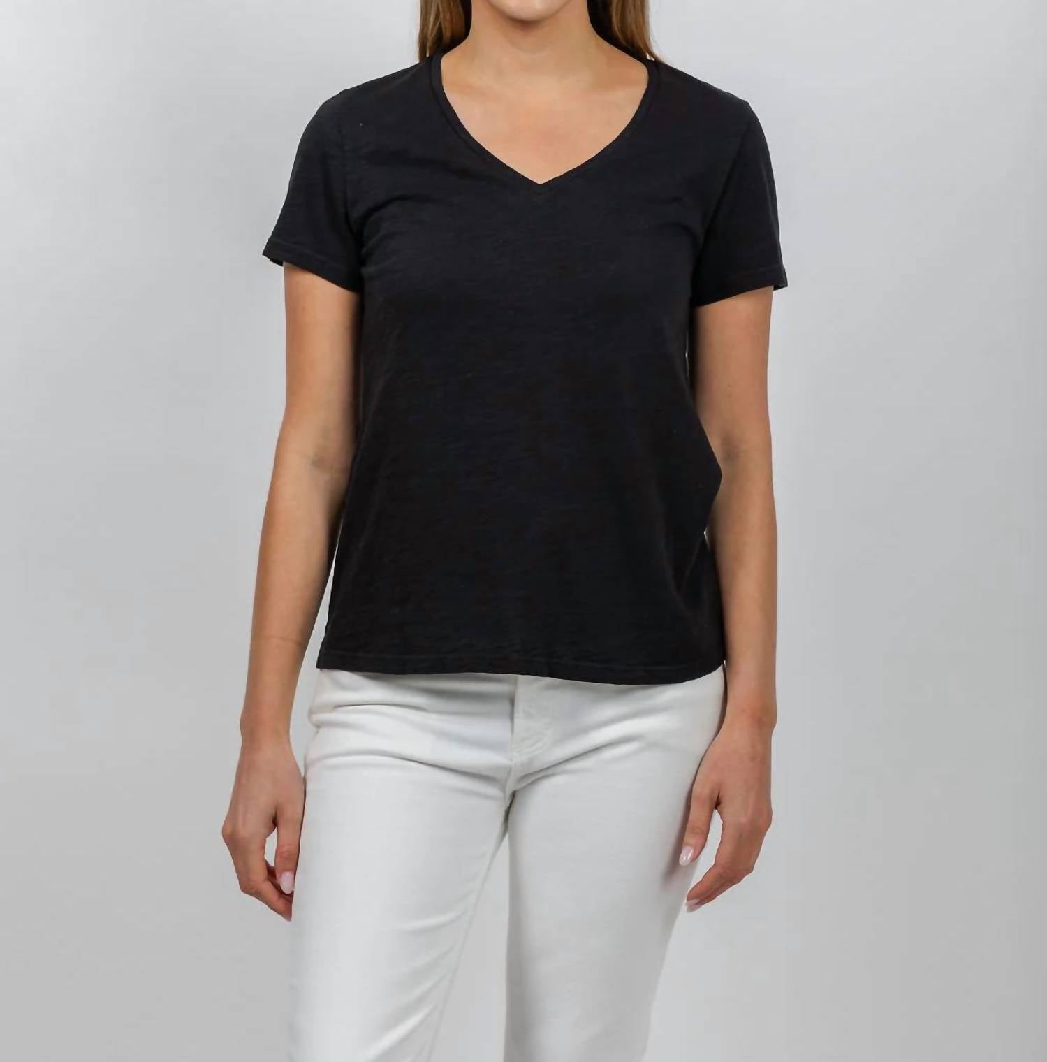 Elliott Lauren - Short Sleeve V-neck Tee