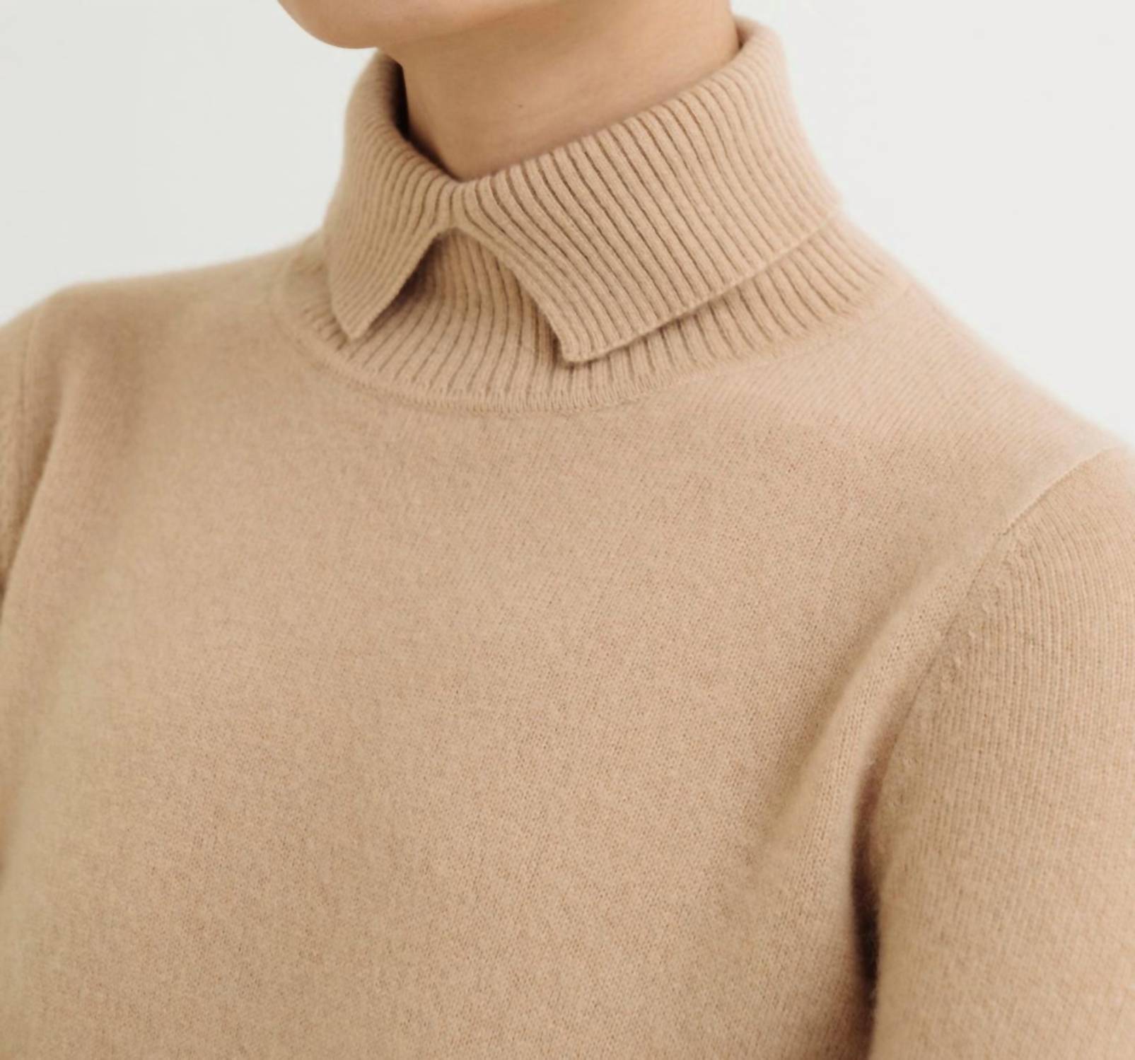 Madeleine Thompson - Rosine Top