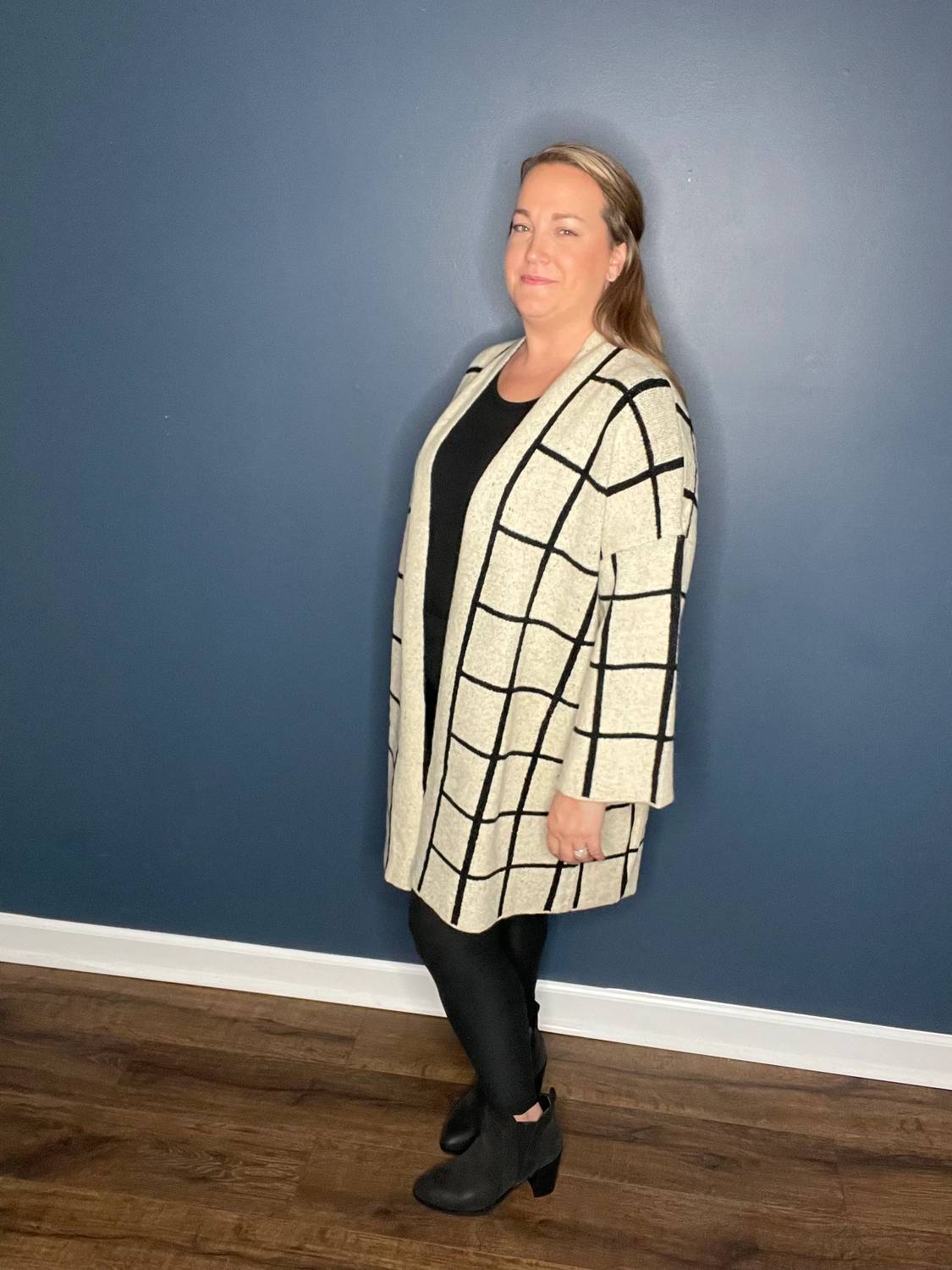 Doe And Rae - Grid Pattern Cardigan